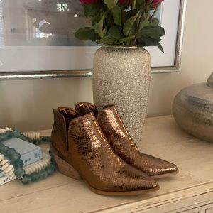 Shu shop bronze booties